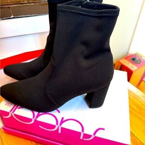 Aerosoles suede black booties. Brand new. S 6